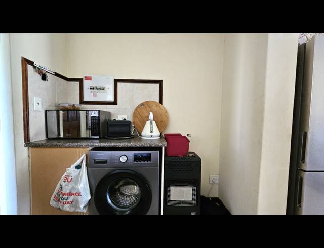 2 BEDROOM APARTMENT FOR SALE IN MOOIKLOOF RIDGE